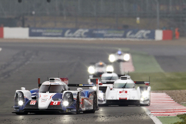 Toyota siegt beim Saisonstart in Silverstone