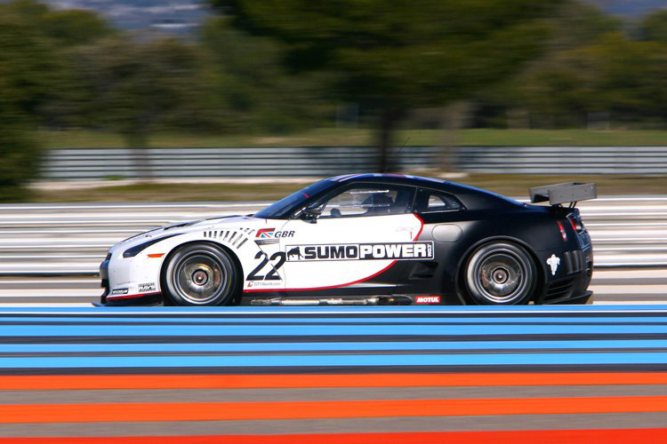 Sumo Power GT Nissan GT-R beim Test in Paul Ricard