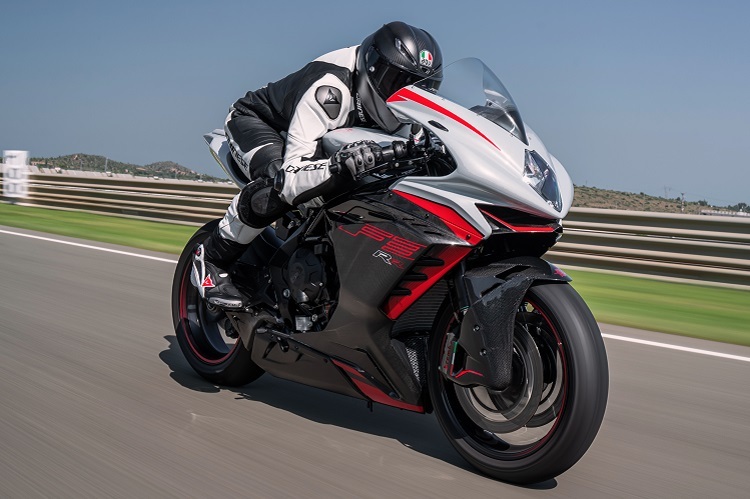 Das Aerodynamikpaket der MV Agusta F3 RR wurde im Windkanal entwickelt