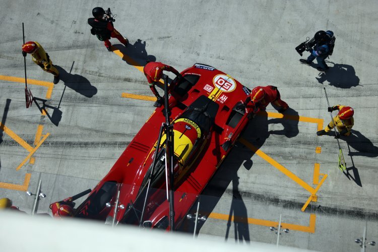 Diesen Ferrari 499P pilotiert Antonio Fuoco