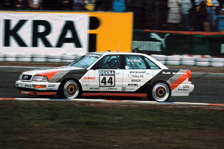 Hans-Joachim Stuck im Meisterauto von 1990