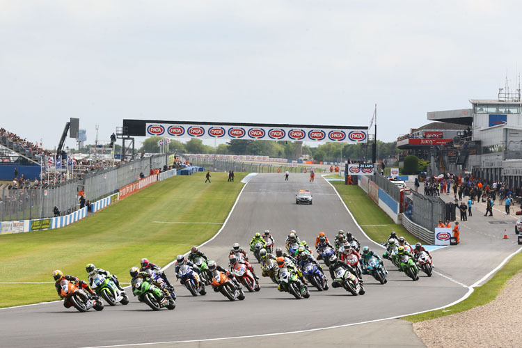 Donington bietet bei den Motorradrennen die bessere Atmosphäre