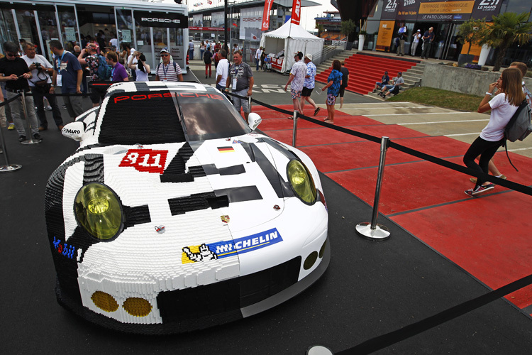 Lego-Porsche 911 RSR