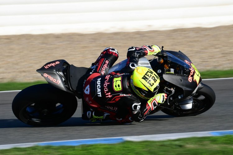 Alvaro Bautista musste am Dienstag zweimal zu Boden