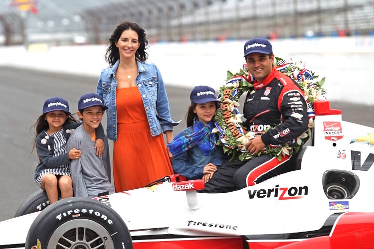 Juan Pablo Montoya mit seiner Familie 2015, nach dem zweiten Sieg beim Indy 500
