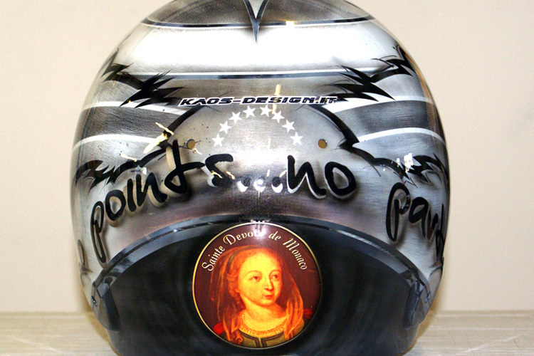 Pastor Maldonados Spezial-Helm für sein Lieblingsrennen in Monaco