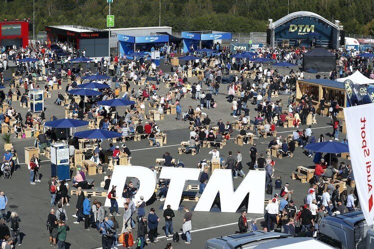 DTM in Hockenheim: Fan-Village kehrt zurück