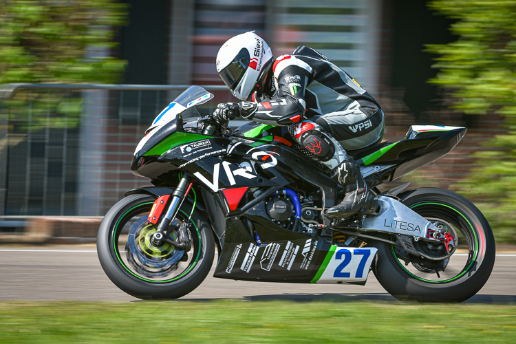 Das Motorrad und der Fahrer sind nach dem Sturz in Horice wieder einsatzbereit