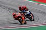 Im Rennen: Marc Márquez (93) vor Bruder Alex und Bagnaia