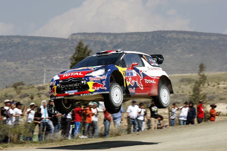 Loeb fliegt seinem 6. Mexiko-Sieg entgegen