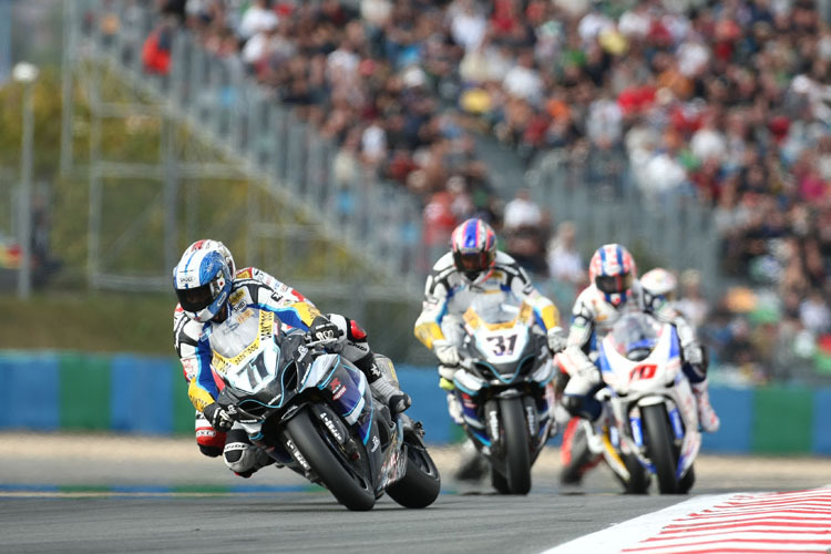 Beide Alstare-Suzukis waren in Magny-Cours konkurrenzfähig