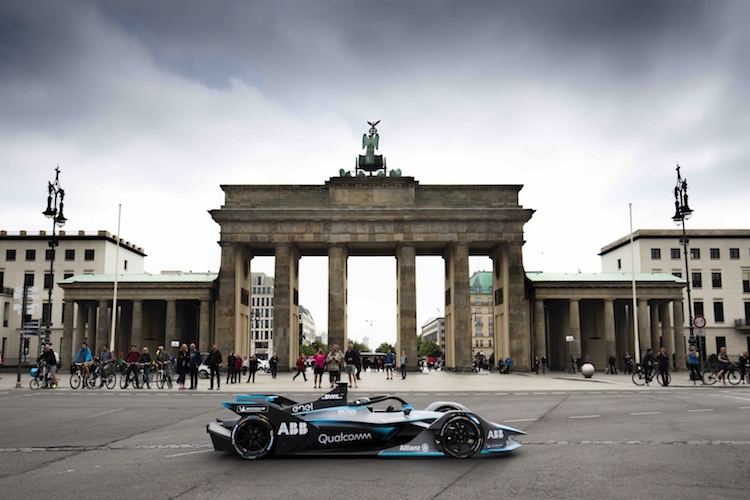 Nico Rosberg am Brandenburger Tor