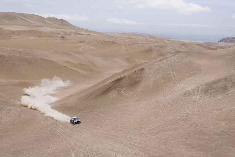 Auch in der Wüste lauern bei der Dakar Gefahren