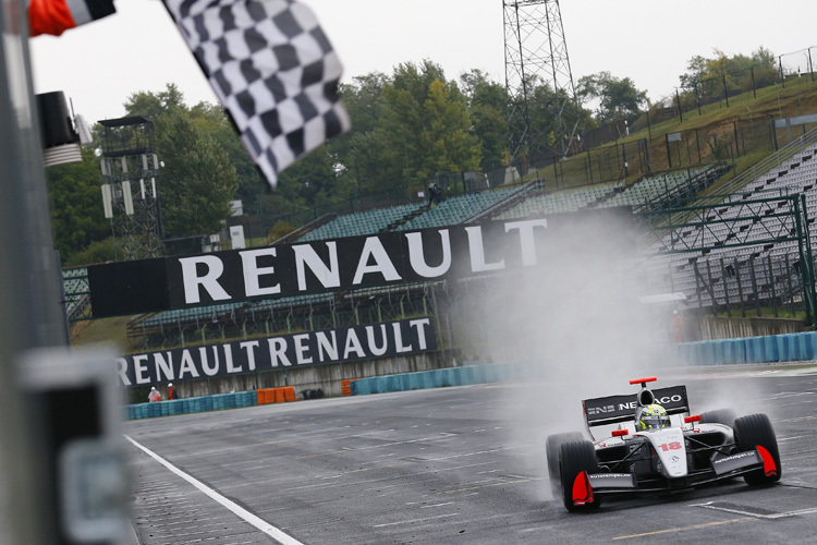 Allein auf weiter Flur: Nico Müller siegte auf dem Hungaroring mit 26,2 Sekunden Vorsprung