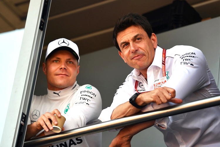 Valtteri Bottas und Toto Wolff