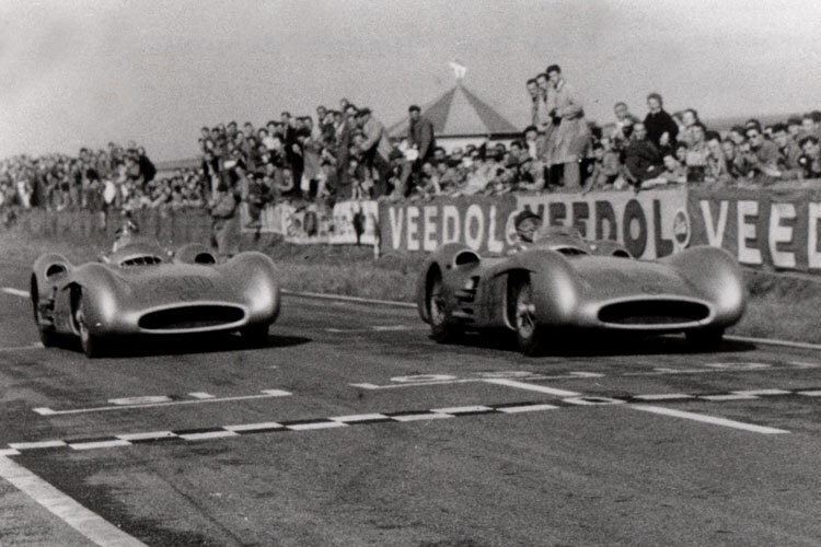 Karl Kling und sein Teamkollege Juan Manuel Fangio