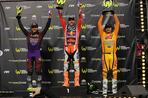 Eli Tomac gewann in Vancouver vor Ken Roczen und Jason Anderson)