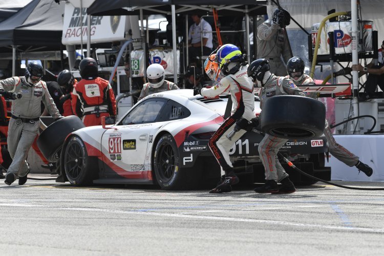 Ab 2019 werden in der IMSA nicht nur bei den GTLM-Wagen (hier ein Porsche 911 RSR) Michelin-Reifen montiert