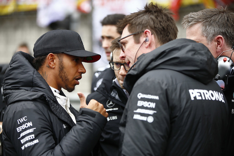 Lewis Hamilton mit Andrew Shovlin