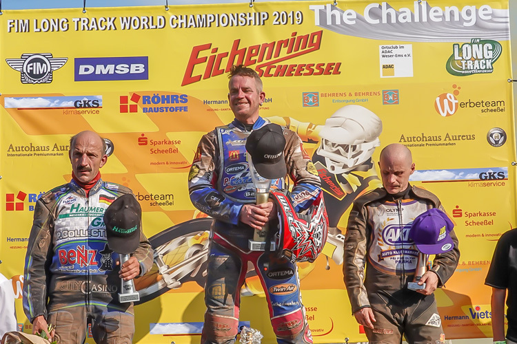 Stephan Katt gewann den Langbahn-WM-Challenge in Scheeßel vor Bernd Diener (l.) und Josef Franc (r.)