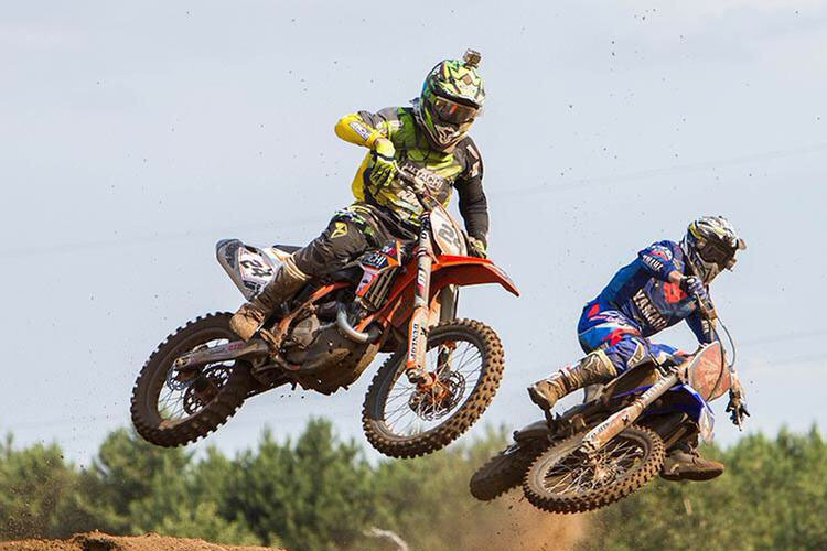 Shaun Simpson gewann in Lommel das Qualifikationsrennen