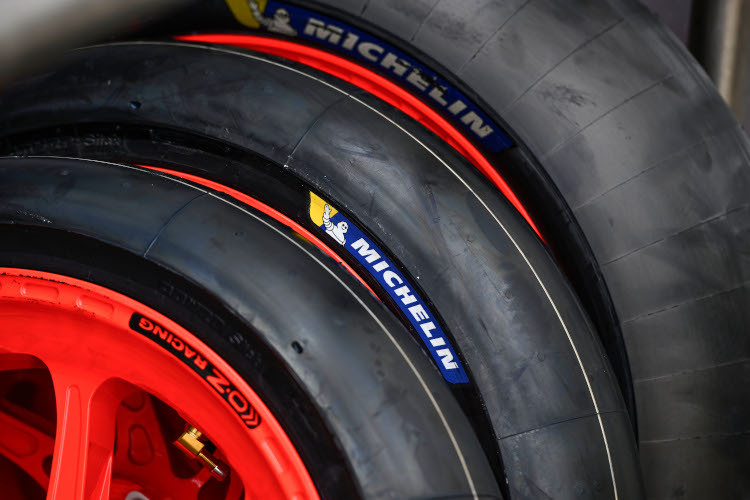 Michelin liefert 22 Slicks pro Fahrer und Grand Prix
