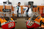 Marc Márquez und Dani Pedrosa im Repsol Technology Centre