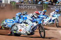 Martin Smolinski führt das Team als Kapitän an
