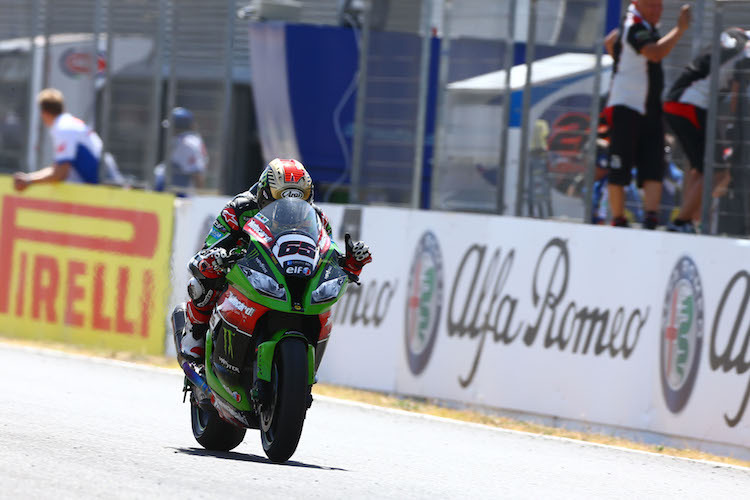 Superbike-Dominator Jonathan Rea fuhr wieder einmal als Sieger ins Ziel 