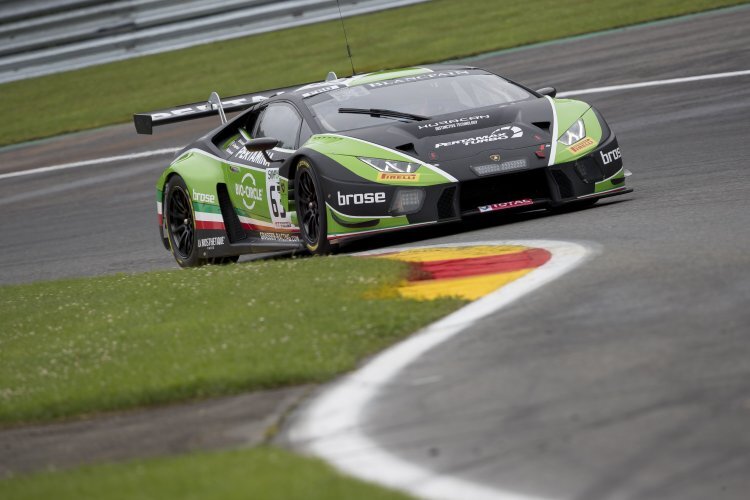 Führt das 24h-Rennen in Spa-Francorchamps an: Der Lamborghini Huracán GT3 von Mirko Bortolotti/Christian Engelhart/Andrea Caldarelli