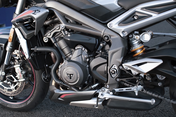 Zahlreiche Detailänderungen aus der Moto2-WM flossen in die Serienversion des 765er Dreizylinders ein