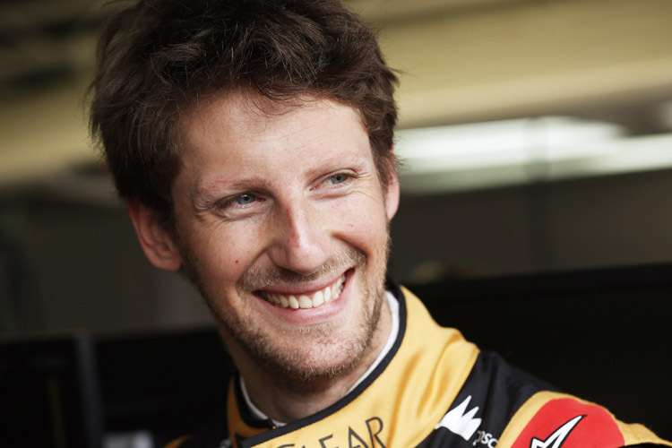 Lotus-Pilot Romain Grosjean: «Natürlich ist es mein Ziel, Grands Prix zu gewinnen und Weltmeister zu werden, und dafür muss man für ein Team mit einem konkurrenzfähigen Auto fahren»