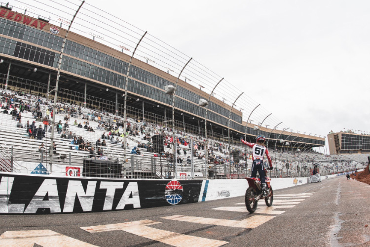 Justin Barcia stürzte im Vorlauf von Atlanta-1