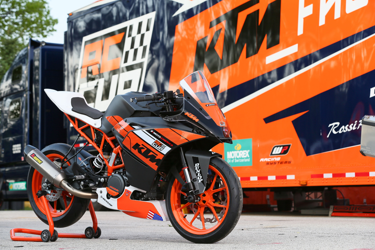 Die KTM RC 390 wird als schlagkräftig eingeschätzt