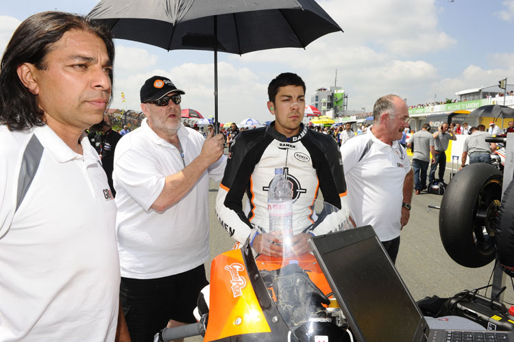 Das Gino Rea Race Team ist Vergangenheit: Verwandte halfen dem Briten jeweils an den GP-Wochenenden