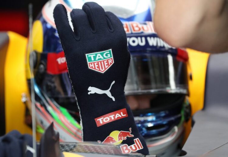 Daniel Ricciardo mit neuen Handschuhen