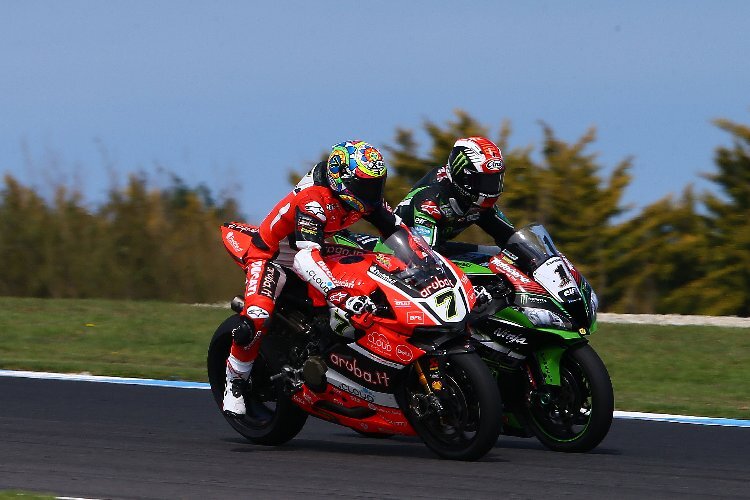 Chaz Davies (Ducati) und Jonathan Rea (Kawasaki) teilten sich 2015 die Siege