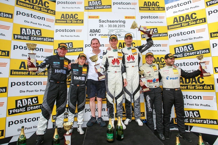 Das Podium auf dem Sachsenring: (v.li.) Alzen, Hürtgen, Baumann, Klingmann, Keilwitz und Wirth