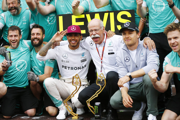 Lewis Hamilton und Nico Rosberg nach dem Monaco-GP