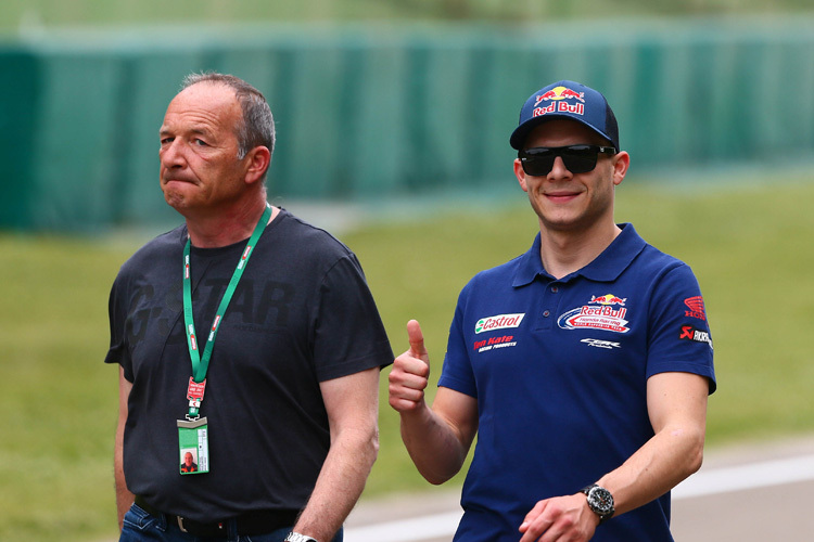 Helmut und Stefan Bradl bei der Streckenbesichtigung in Imola