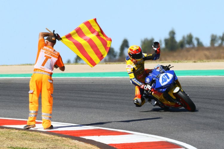 Marc Garcia gewann das SSP-WM 300 Rennen in Magny-Cours