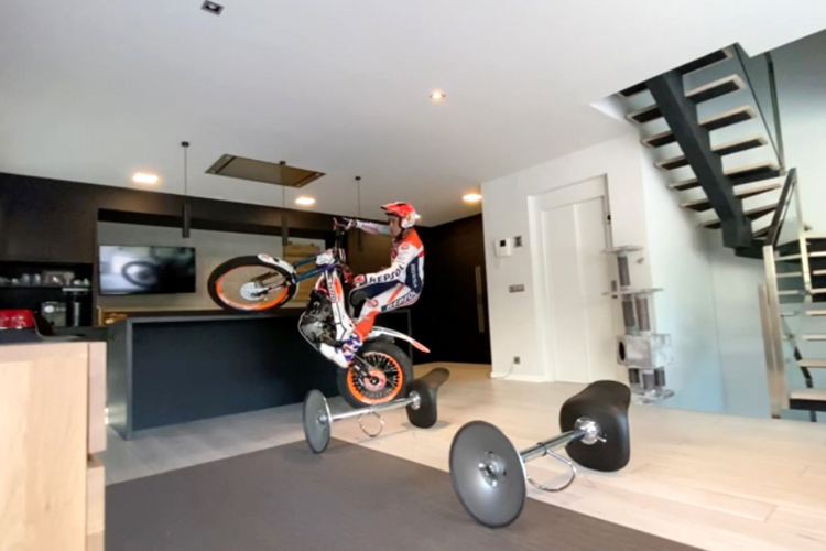 Corona-Lagerkoller: Toni Bou düst durch die Wohnung