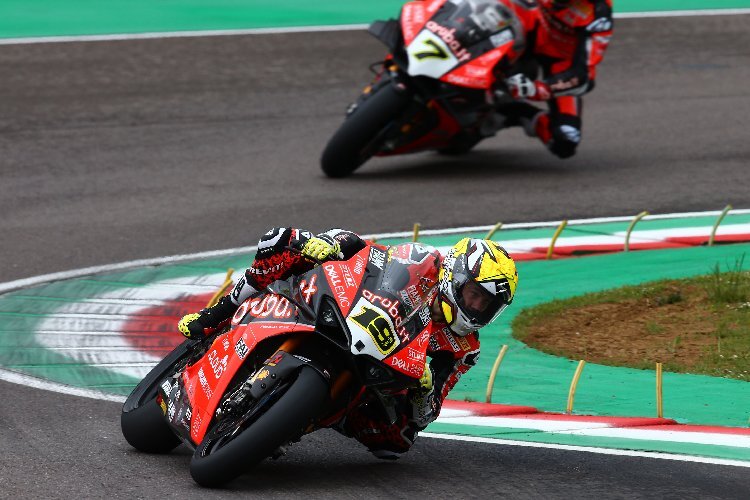 Alvaro Bautista ist mit der Ducati Panigale V4R WM-Leader 