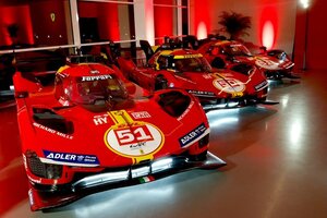 Weltmeister-Auto: Der Ferrari 499P)