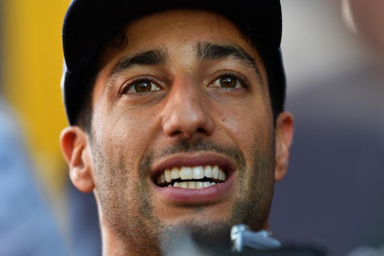  Daniel Ricciardo hat einen 2-Jahres-Vertrag bei Renault unterschrieben