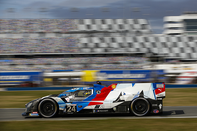 Platz 8 für den BMW mit der Startnummer 24 und den Fahrern Eng, Krohn, Farfus und Vanthoor.