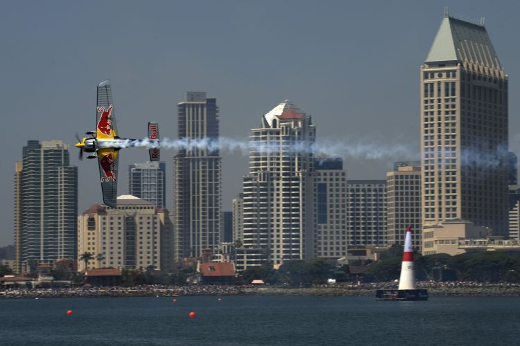 Peter Besenyei wird Vierter in San Diego.