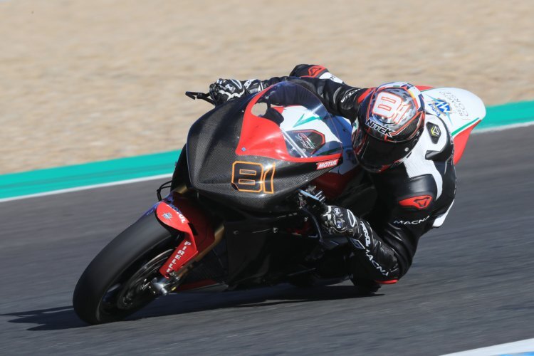 Jordi Torres auf der MV Agusta F4RC