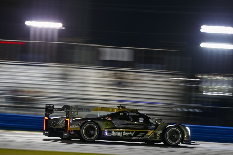 Liegt bei den 24h von Daytona derzeit vorne: Der Cadillac DPi von JDC-Miller MotorSports