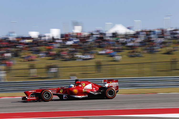 Fernando Alonso: Mit 1:38,343 min stellte der Ferrari-Star die Bestzeit im ersten freien Training auf